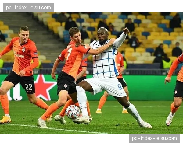 国米六年统治力解析：从阵容构建到战术体系的成功之道